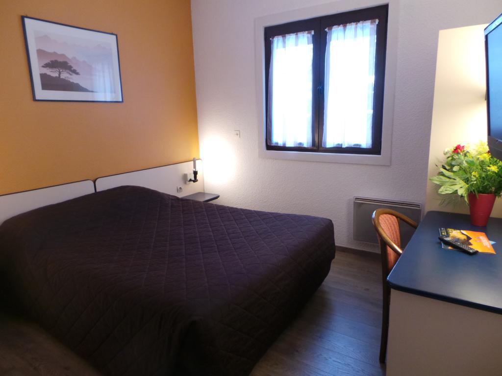 Logis Albhotel Grill Альбі Номер фото